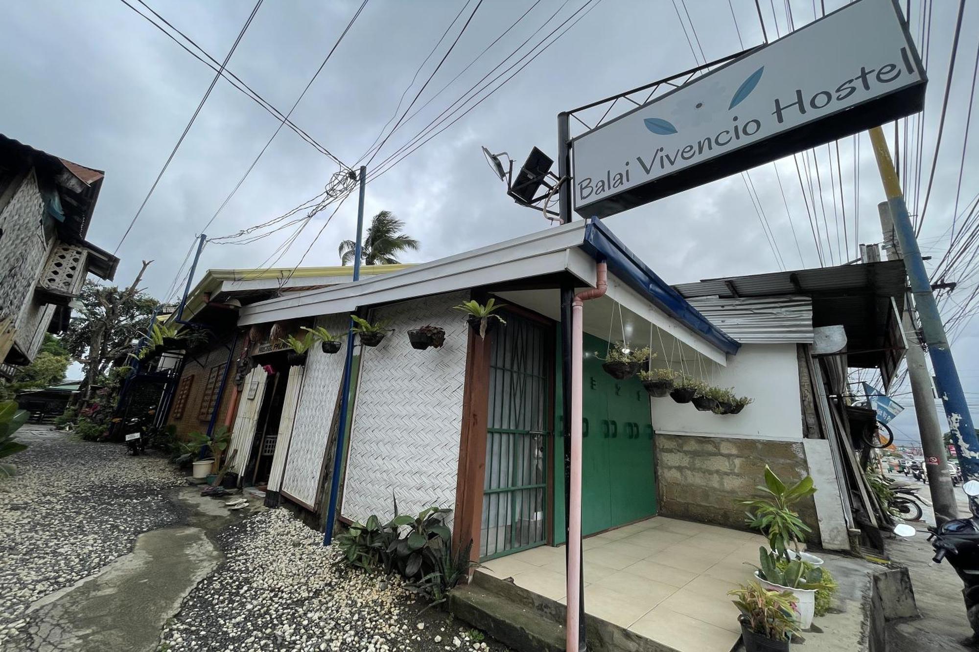 Balai Vivencio Hostel Puerto Princesa Esterno foto